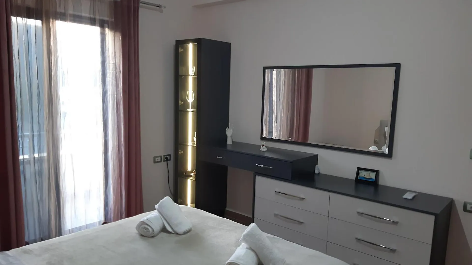 Villa Ari Berat 0*,  Albanien