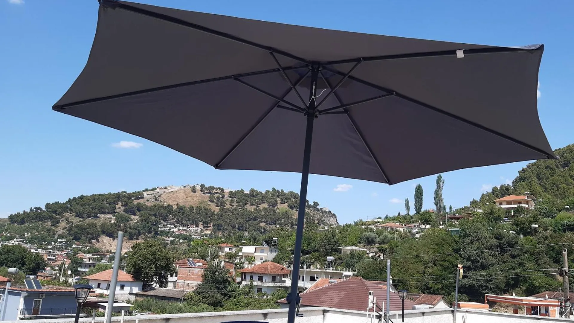 Villa Ari Berat