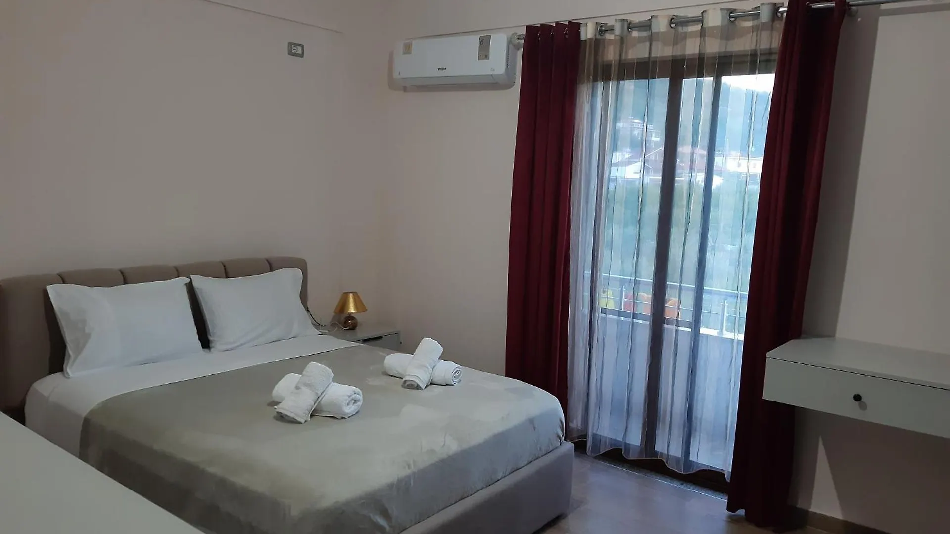 Villa Ari بيرات